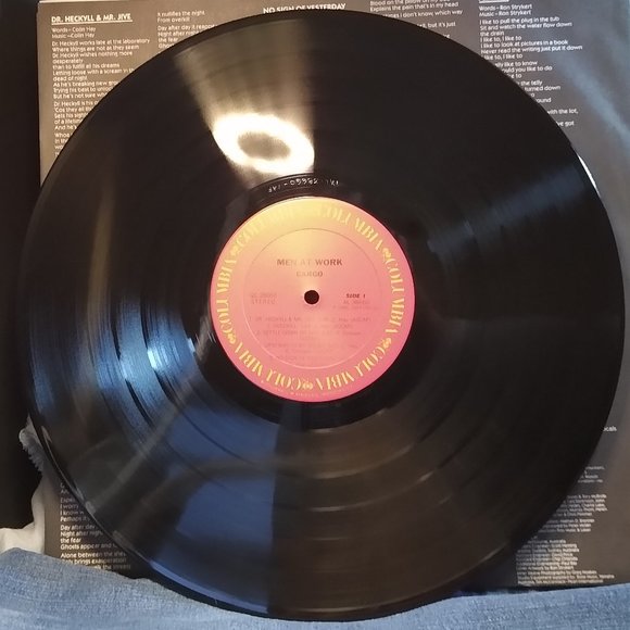 Men At Work Cargo 1983 Vinyl record - Picture 3 of 4